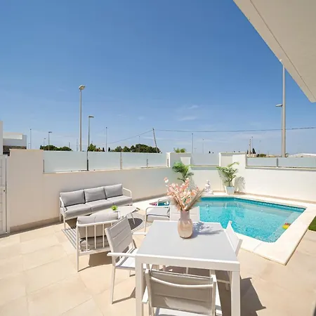 Villa Jade Villa *