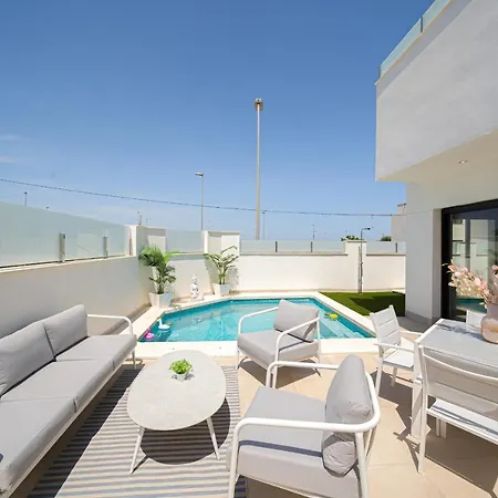 Villa Jade Villa *