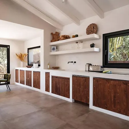 Villa Jade *